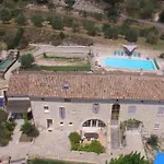 Near Uzes, Quiet And Charming 别墅 *