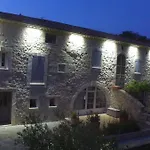 别墅 Near Uzes, Quiet And Charming