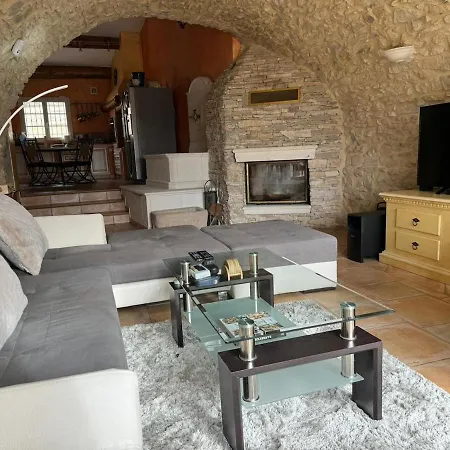 Villa Near Uzes, Quiet And Charming Saint-Just-et-Vacquières